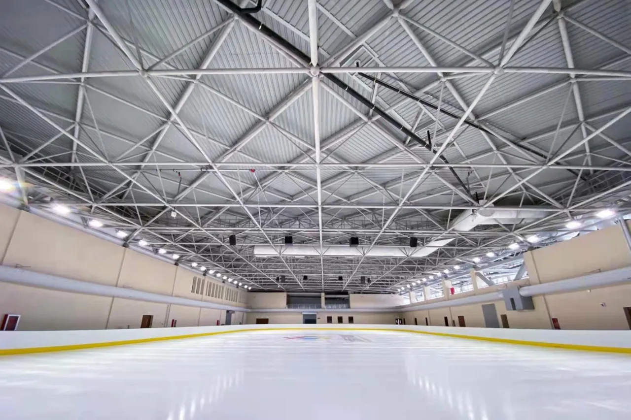 Ice Sports Hall ກໍ່ສ້າງເຫຼັກ
